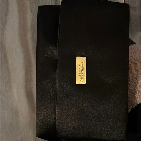 Dolce & Gabbana Black Shoulder Bag with Metallic Accents - Picture 4 of 14